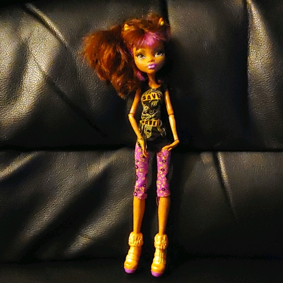 Monster High Clawdeen Wolf Doll - Picture 1 of 5